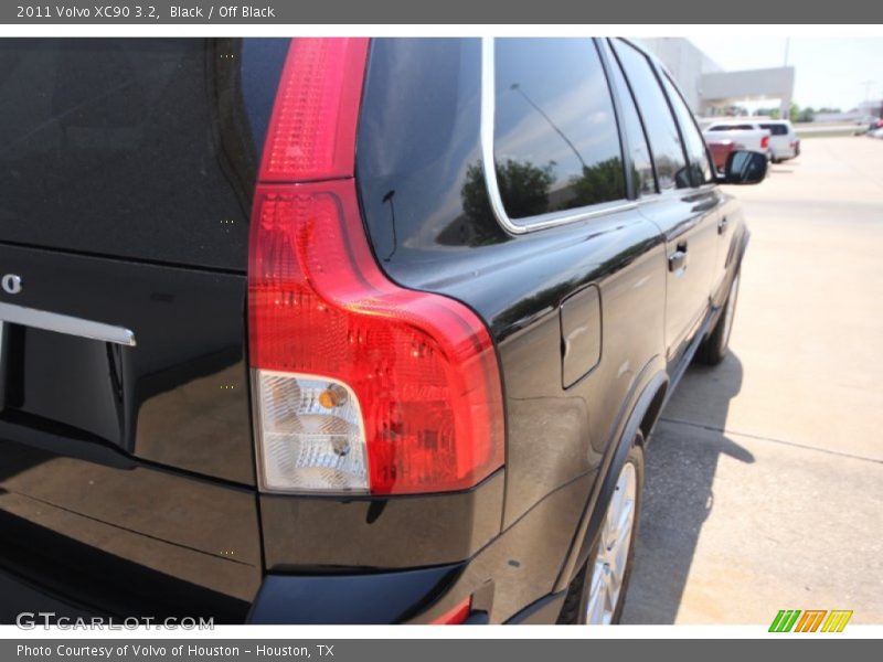 Black / Off Black 2011 Volvo XC90 3.2