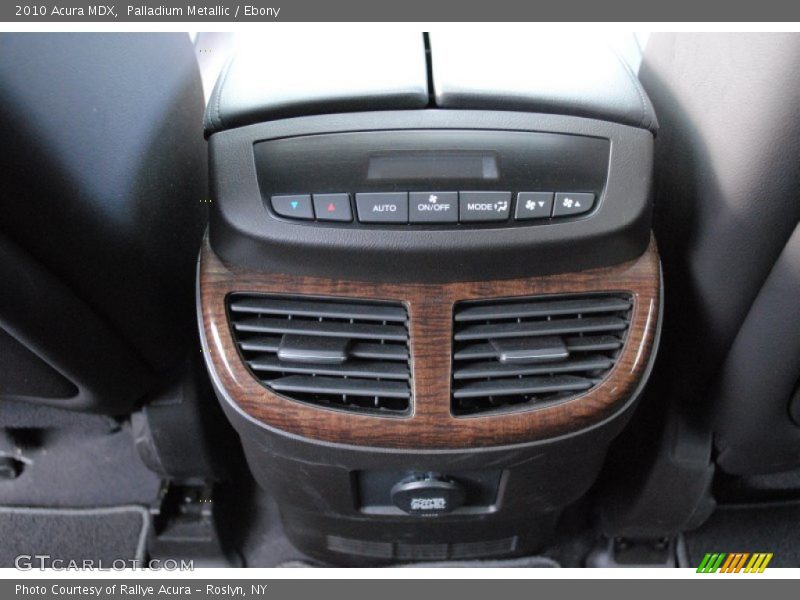 Palladium Metallic / Ebony 2010 Acura MDX