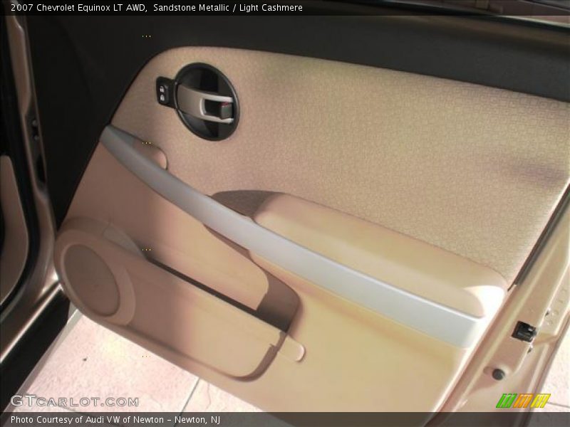 Sandstone Metallic / Light Cashmere 2007 Chevrolet Equinox LT AWD