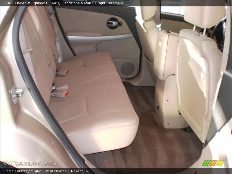 Sandstone Metallic / Light Cashmere 2007 Chevrolet Equinox LT AWD