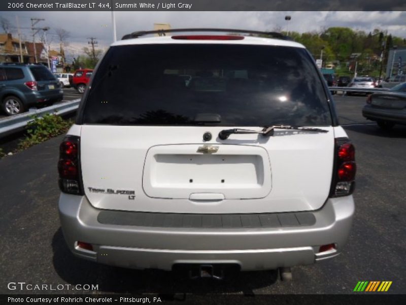 Summit White / Light Gray 2006 Chevrolet TrailBlazer LT 4x4