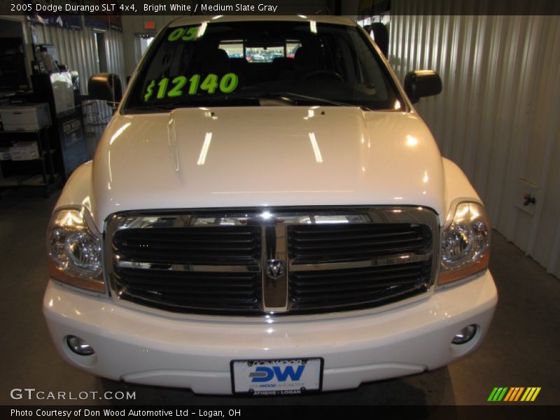 Bright White / Medium Slate Gray 2005 Dodge Durango SLT 4x4