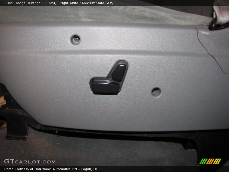 Bright White / Medium Slate Gray 2005 Dodge Durango SLT 4x4