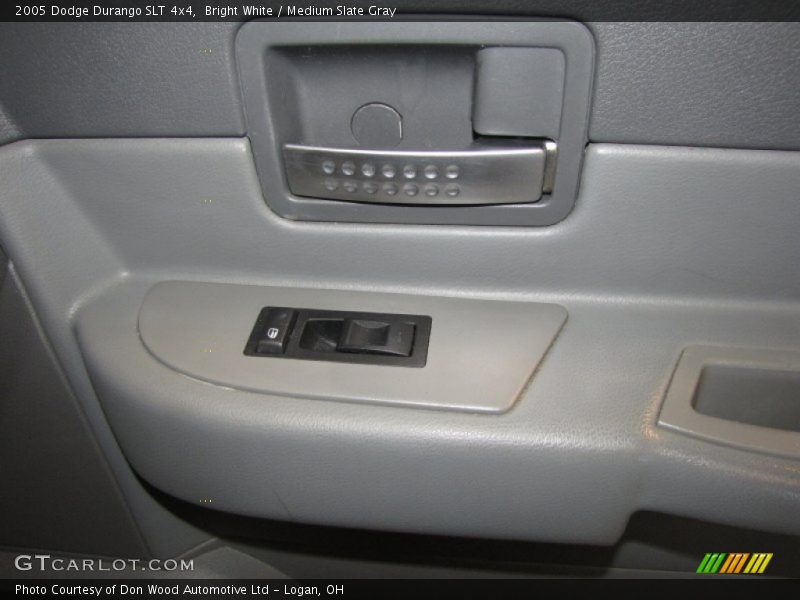 Bright White / Medium Slate Gray 2005 Dodge Durango SLT 4x4