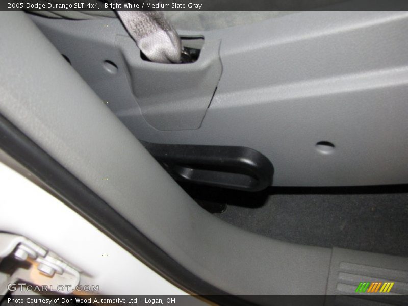 Bright White / Medium Slate Gray 2005 Dodge Durango SLT 4x4