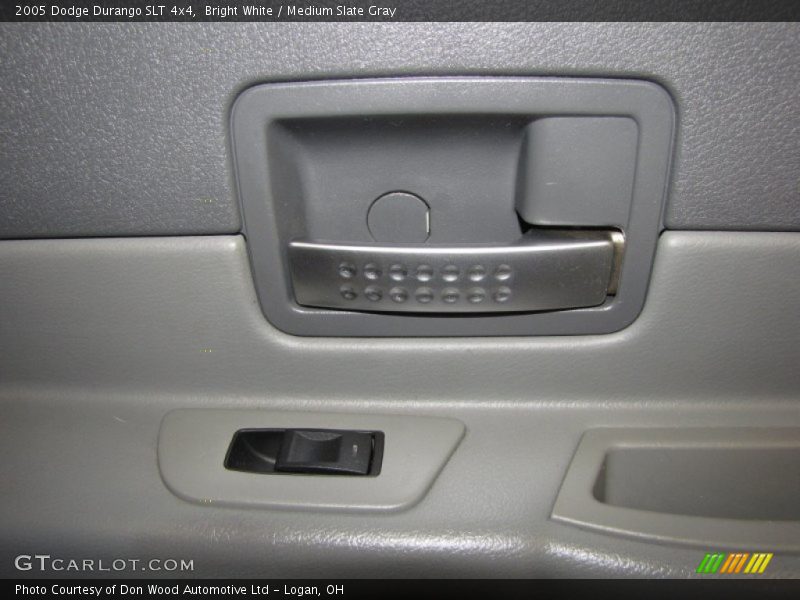 Bright White / Medium Slate Gray 2005 Dodge Durango SLT 4x4