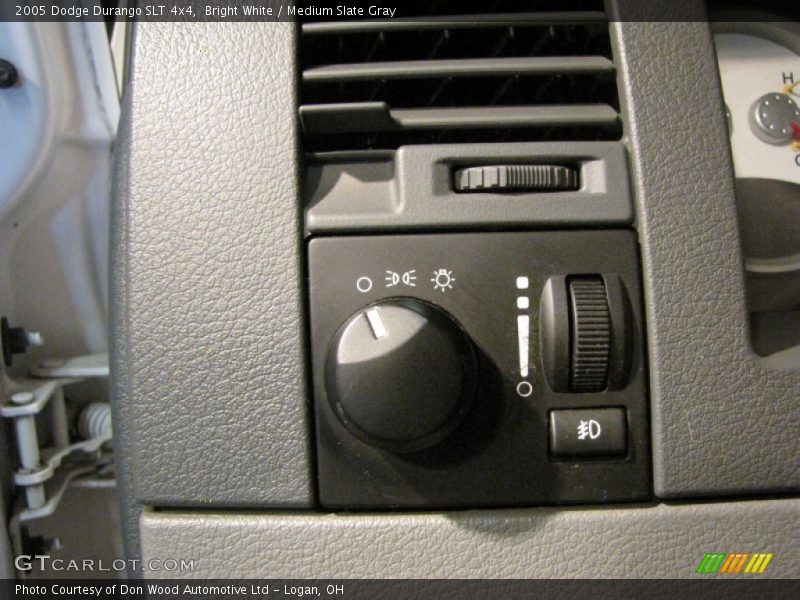 Bright White / Medium Slate Gray 2005 Dodge Durango SLT 4x4