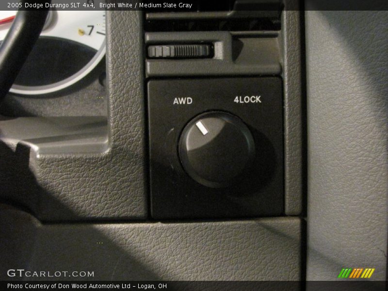 Bright White / Medium Slate Gray 2005 Dodge Durango SLT 4x4