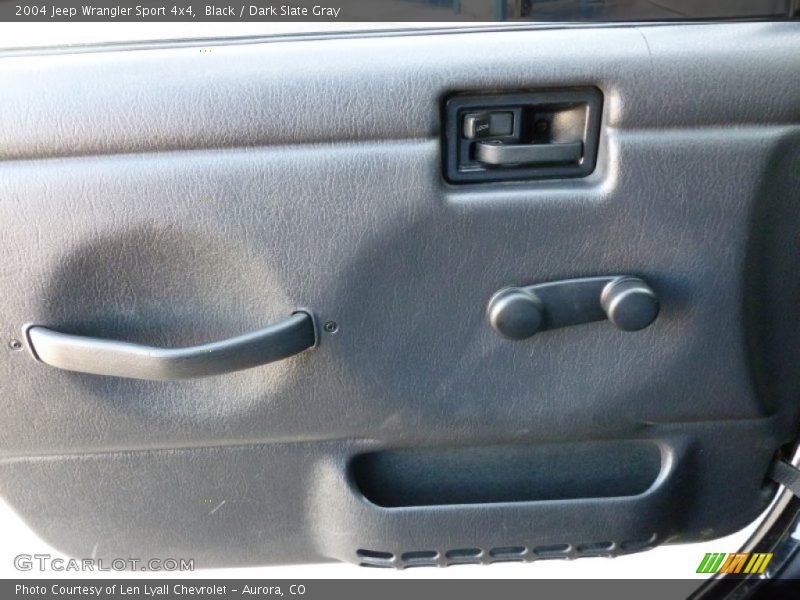 Black / Dark Slate Gray 2004 Jeep Wrangler Sport 4x4