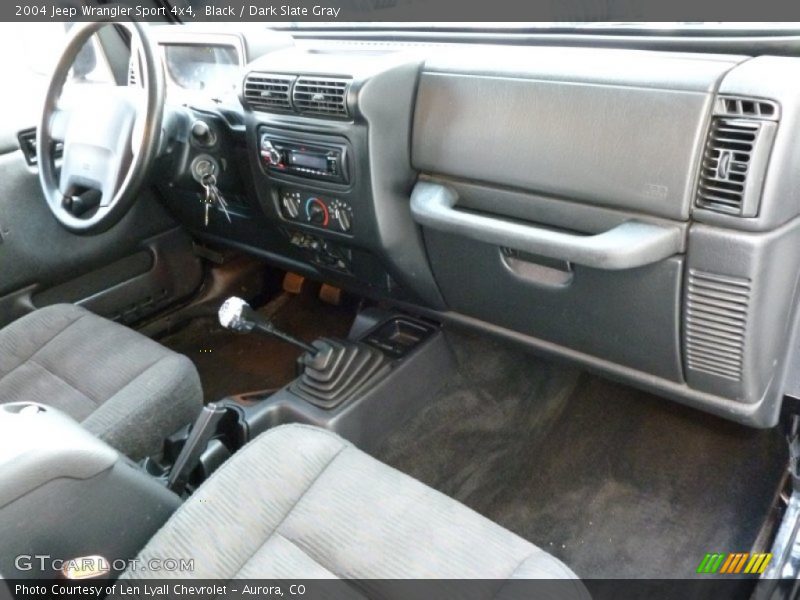 Black / Dark Slate Gray 2004 Jeep Wrangler Sport 4x4