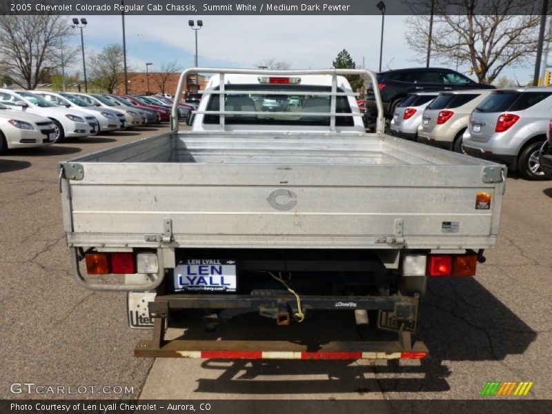 Summit White / Medium Dark Pewter 2005 Chevrolet Colorado Regular Cab Chassis