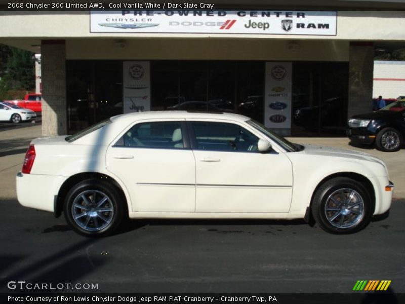 Cool Vanilla White / Dark Slate Gray 2008 Chrysler 300 Limited AWD