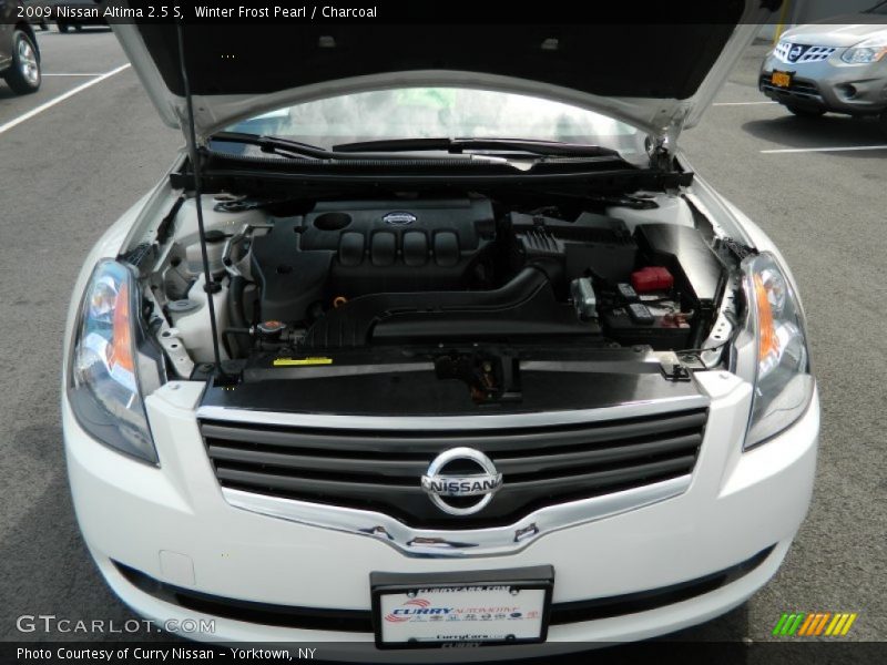 Winter Frost Pearl / Charcoal 2009 Nissan Altima 2.5 S