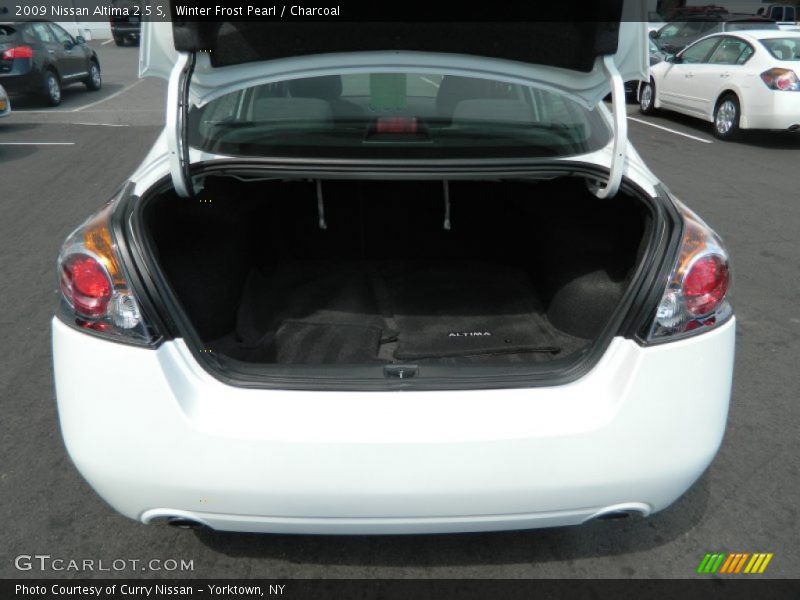 Winter Frost Pearl / Charcoal 2009 Nissan Altima 2.5 S