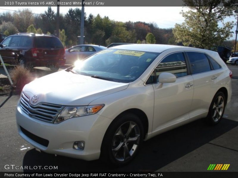 Blizzard White Pearl / Gray 2010 Toyota Venza V6 AWD
