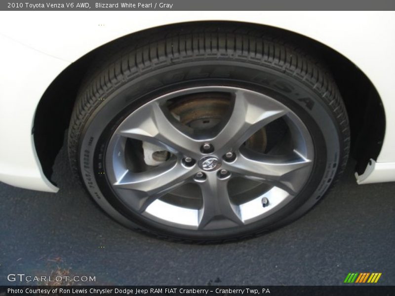 Blizzard White Pearl / Gray 2010 Toyota Venza V6 AWD