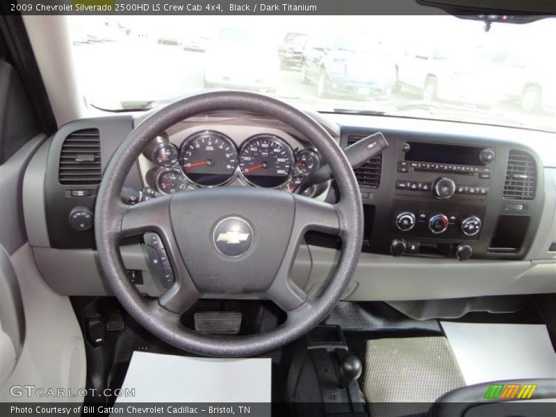 Dashboard of 2009 Silverado 2500HD LS Crew Cab 4x4
