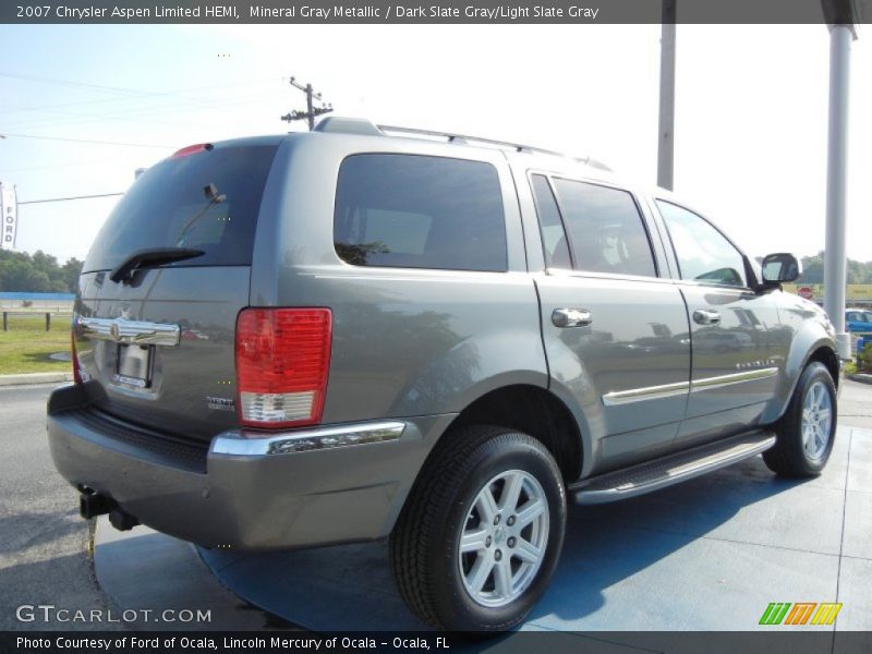 Mineral Gray Metallic / Dark Slate Gray/Light Slate Gray 2007 Chrysler Aspen Limited HEMI