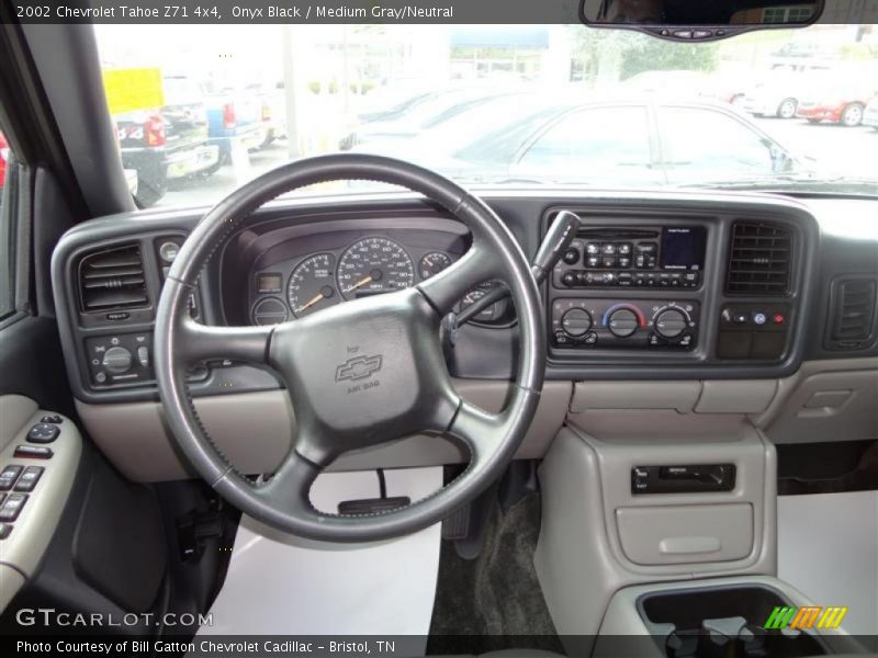 Onyx Black / Medium Gray/Neutral 2002 Chevrolet Tahoe Z71 4x4