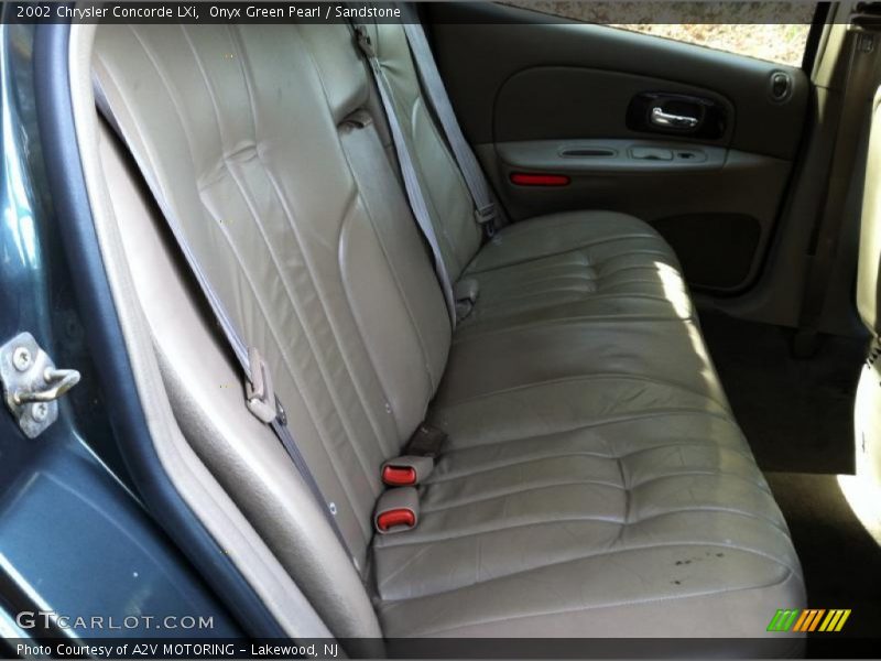 Onyx Green Pearl / Sandstone 2002 Chrysler Concorde LXi