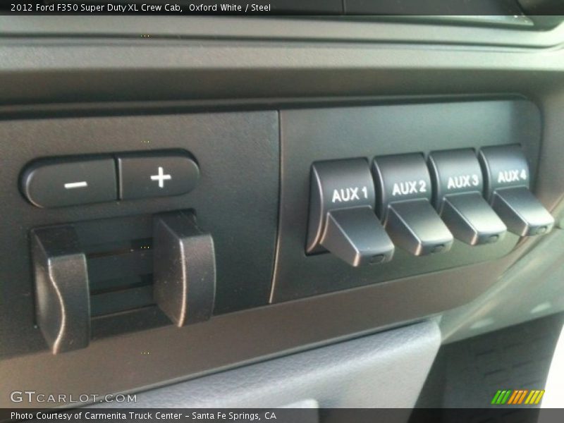 Controls of 2012 F350 Super Duty XL Crew Cab