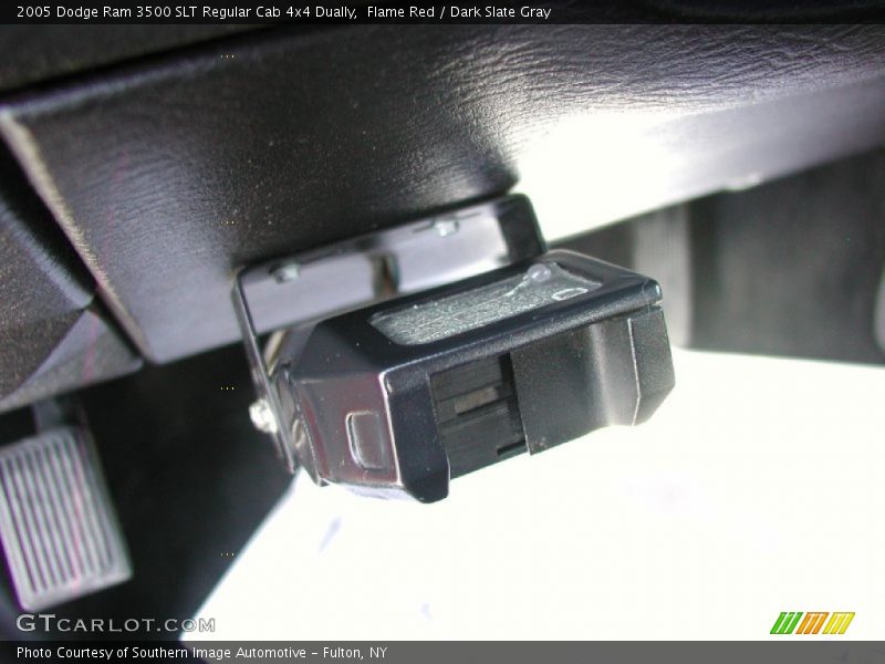 Flame Red / Dark Slate Gray 2005 Dodge Ram 3500 SLT Regular Cab 4x4 Dually