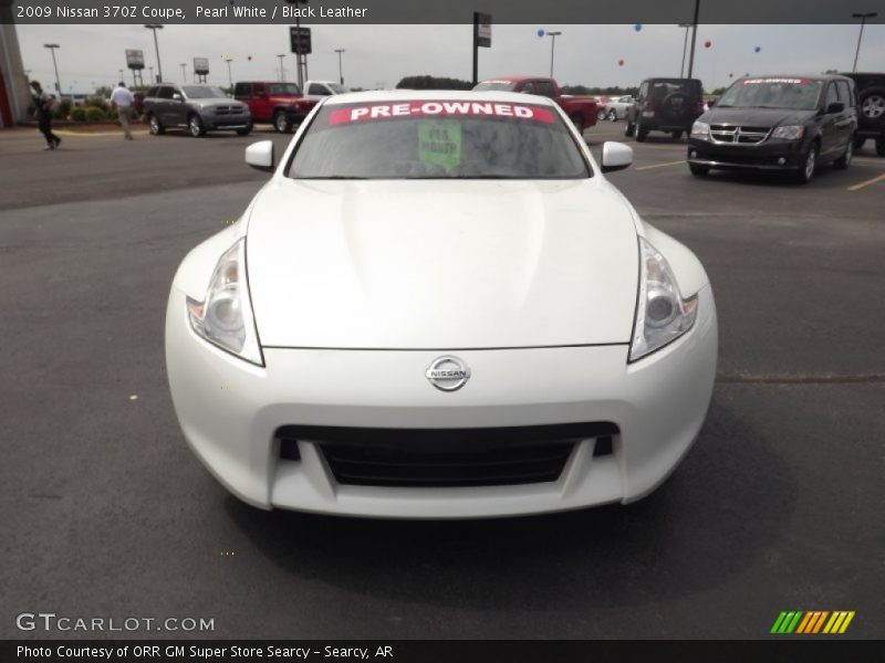 Pearl White / Black Leather 2009 Nissan 370Z Coupe