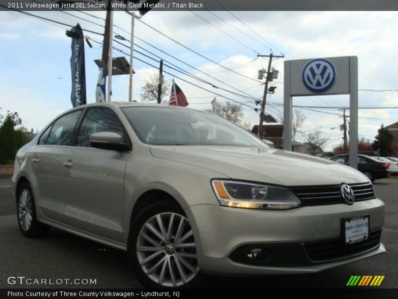 White Gold Metallic / Titan Black 2011 Volkswagen Jetta SEL Sedan