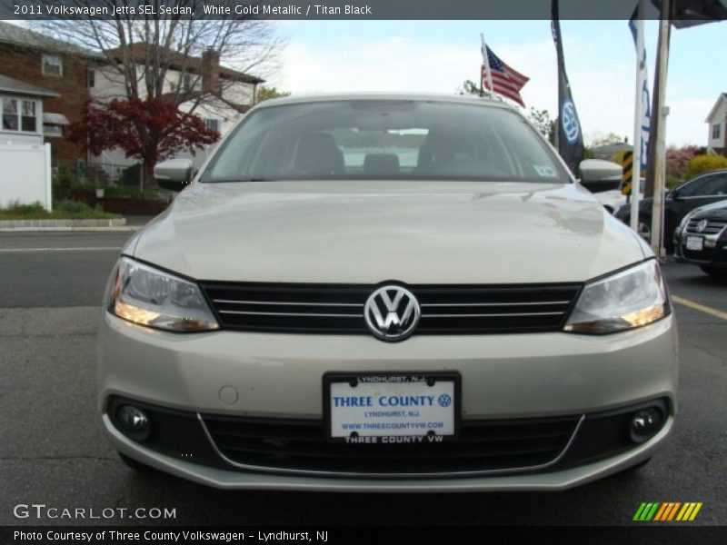 White Gold Metallic / Titan Black 2011 Volkswagen Jetta SEL Sedan