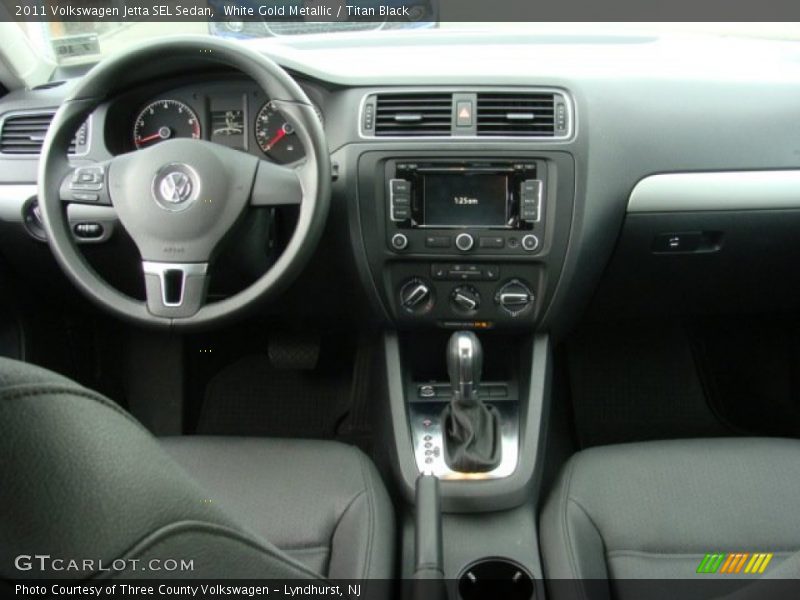 White Gold Metallic / Titan Black 2011 Volkswagen Jetta SEL Sedan