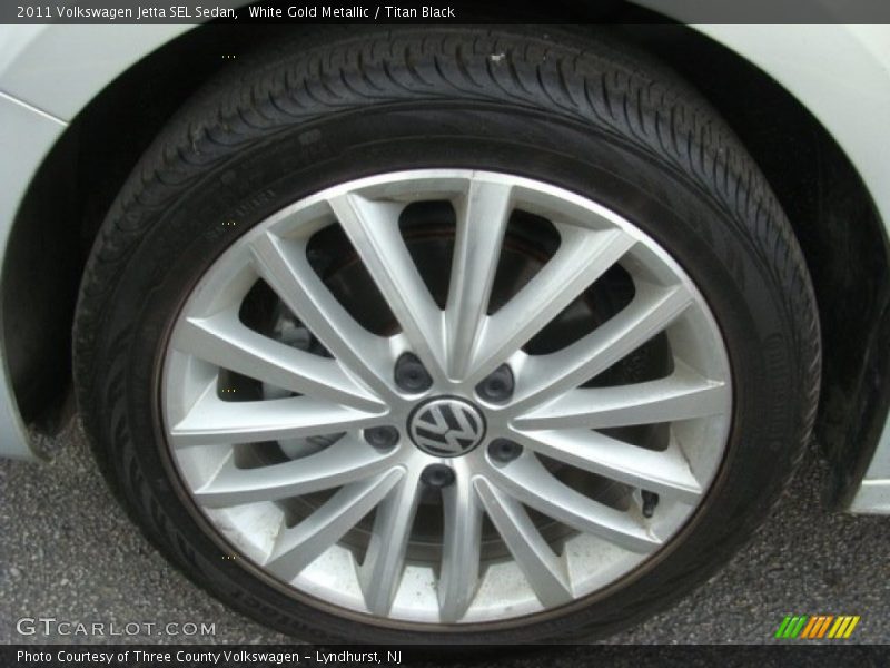 White Gold Metallic / Titan Black 2011 Volkswagen Jetta SEL Sedan