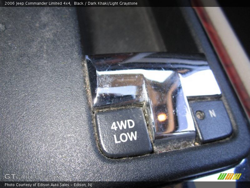 Black / Dark Khaki/Light Graystone 2006 Jeep Commander Limited 4x4