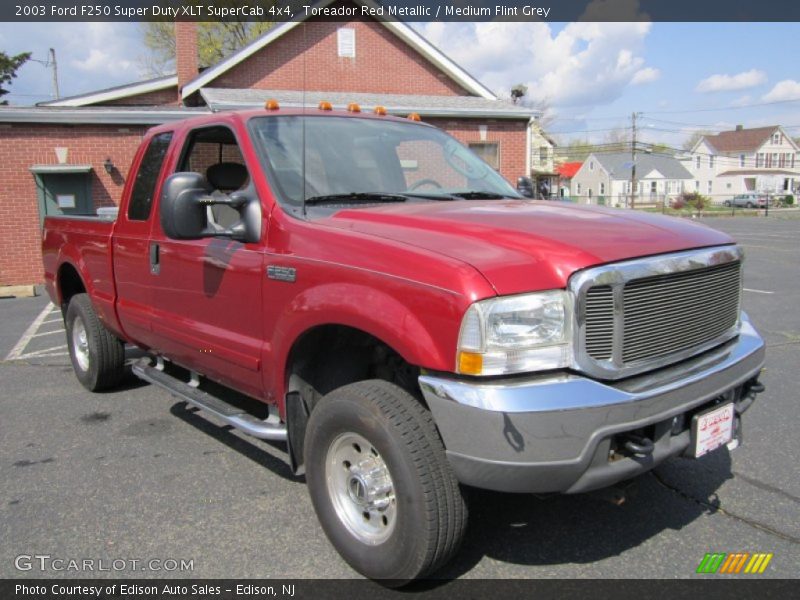Toreador Red Metallic / Medium Flint Grey 2003 Ford F250 Super Duty XLT SuperCab 4x4