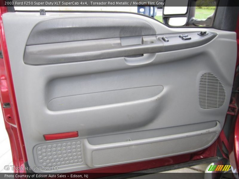 Toreador Red Metallic / Medium Flint Grey 2003 Ford F250 Super Duty XLT SuperCab 4x4
