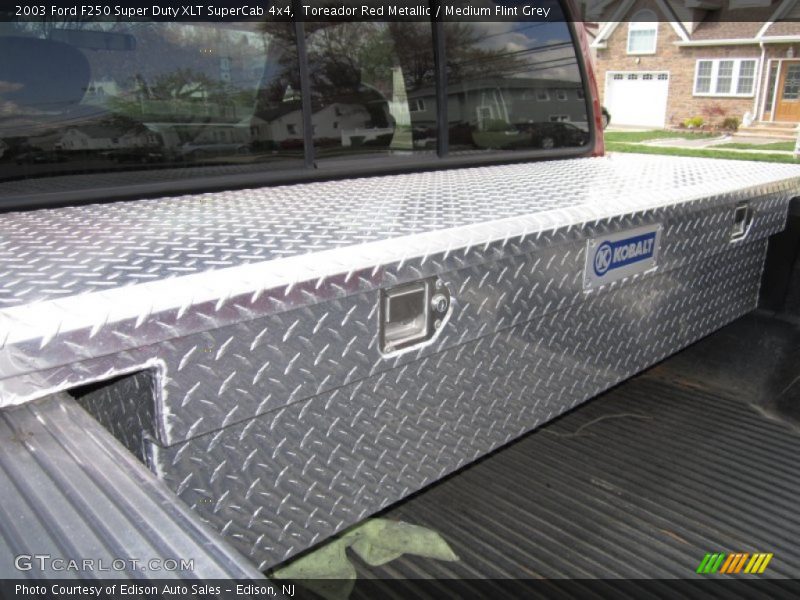Toreador Red Metallic / Medium Flint Grey 2003 Ford F250 Super Duty XLT SuperCab 4x4