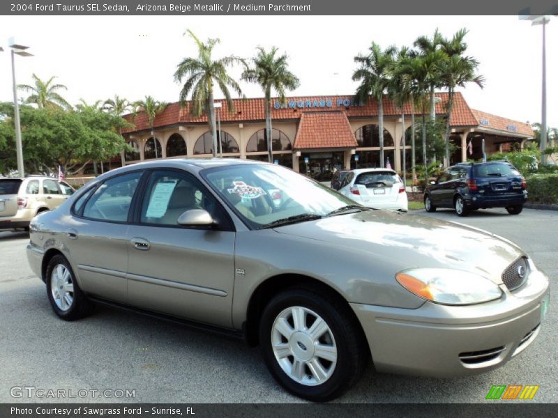 Arizona Beige Metallic / Medium Parchment 2004 Ford Taurus SEL Sedan