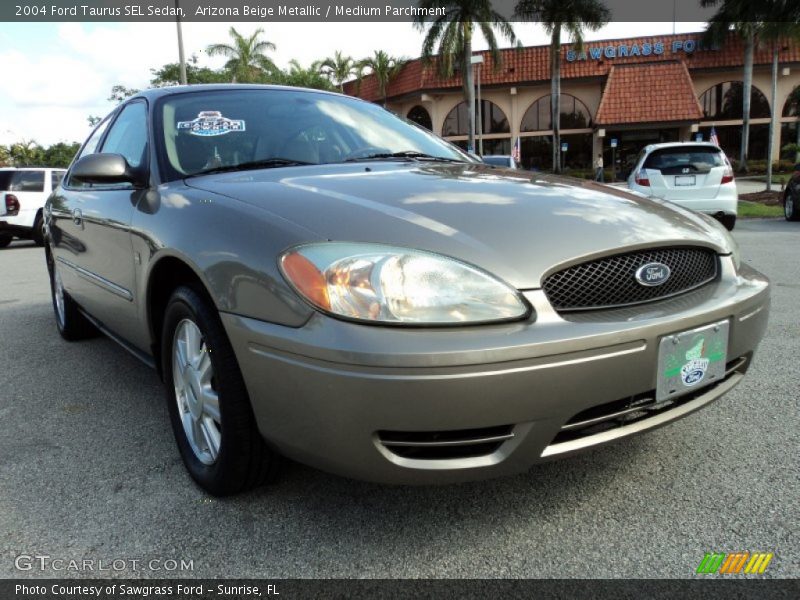 Arizona Beige Metallic / Medium Parchment 2004 Ford Taurus SEL Sedan