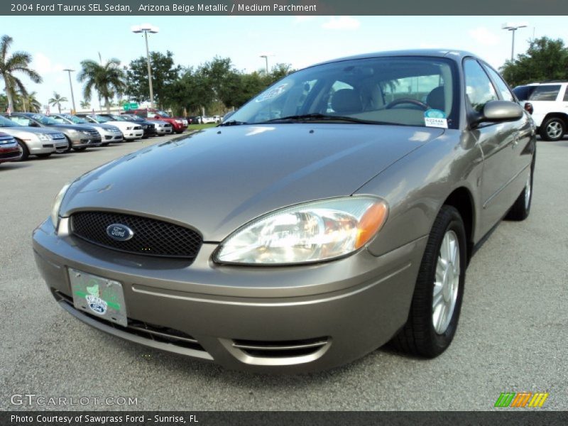 Arizona Beige Metallic / Medium Parchment 2004 Ford Taurus SEL Sedan