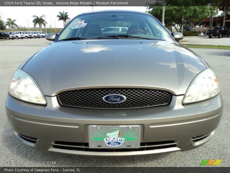 Arizona Beige Metallic / Medium Parchment 2004 Ford Taurus SEL Sedan
