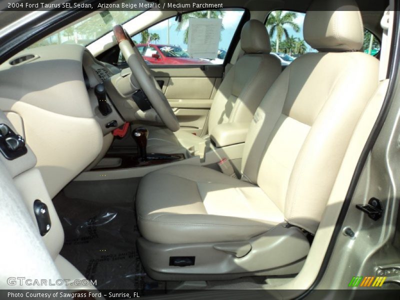 Arizona Beige Metallic / Medium Parchment 2004 Ford Taurus SEL Sedan
