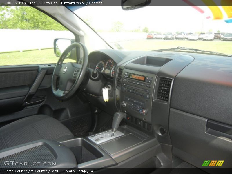 Blizzard White / Charcoal 2008 Nissan Titan SE Crew Cab