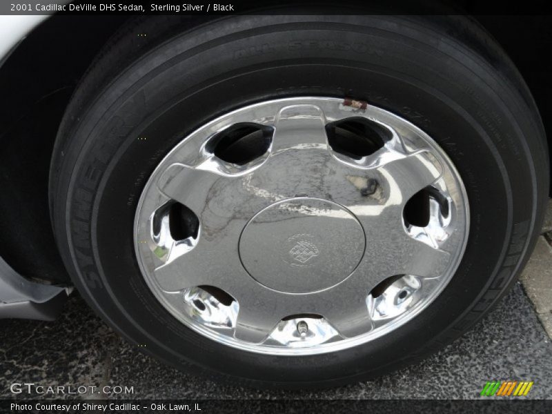 Sterling Silver / Black 2001 Cadillac DeVille DHS Sedan