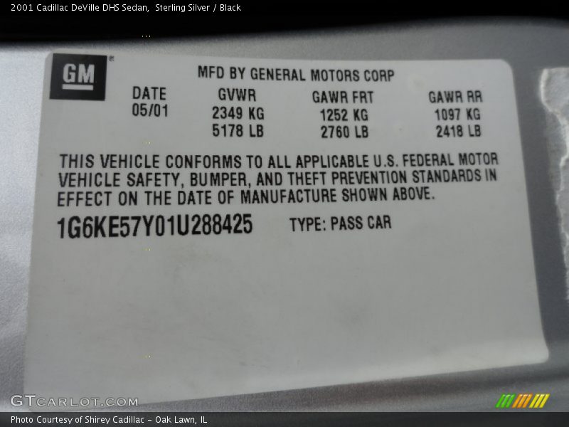 Sterling Silver / Black 2001 Cadillac DeVille DHS Sedan