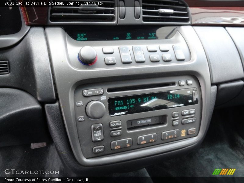 Sterling Silver / Black 2001 Cadillac DeVille DHS Sedan
