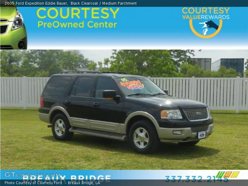 Black Clearcoat / Medium Parchment 2005 Ford Expedition Eddie Bauer