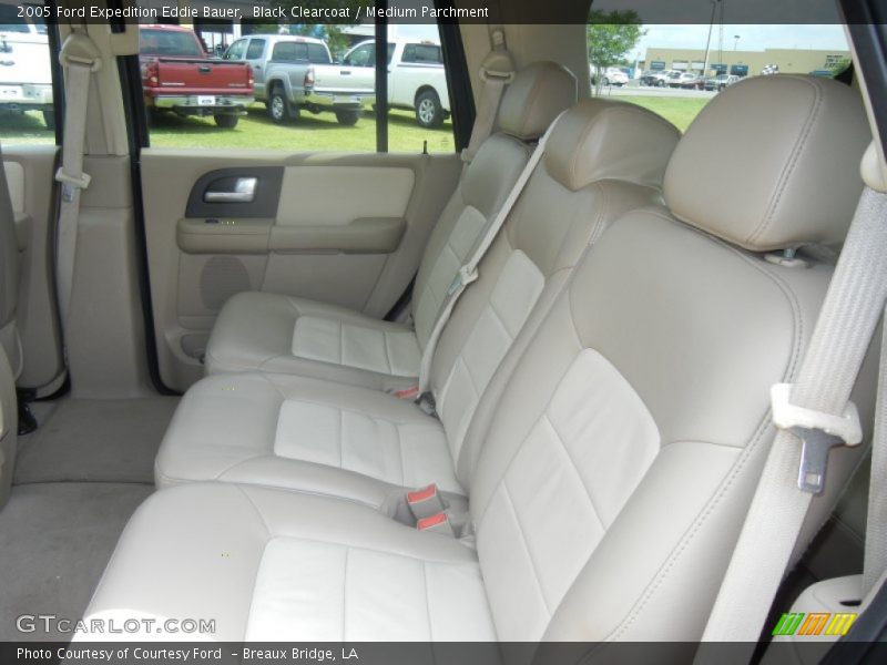 Black Clearcoat / Medium Parchment 2005 Ford Expedition Eddie Bauer