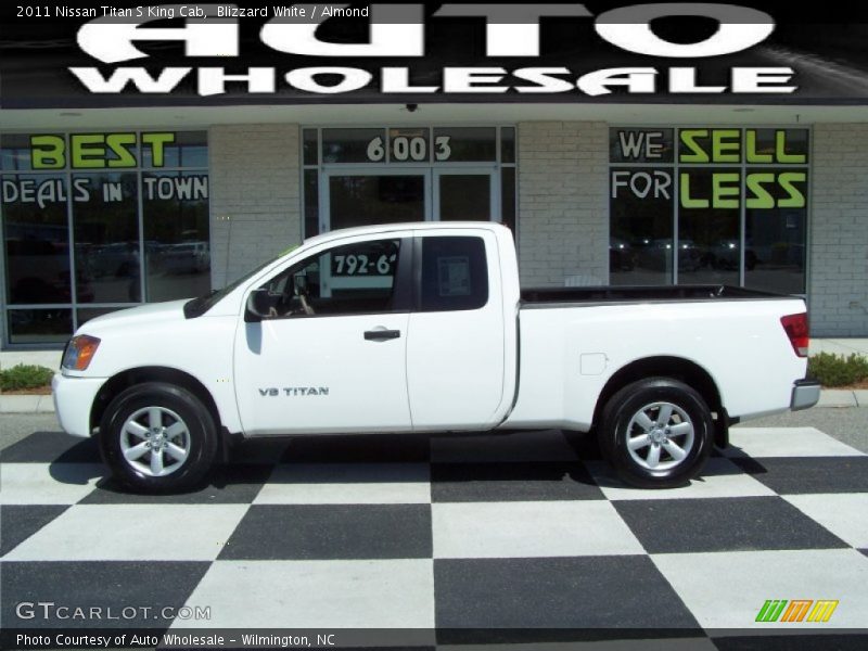 Blizzard White / Almond 2011 Nissan Titan S King Cab