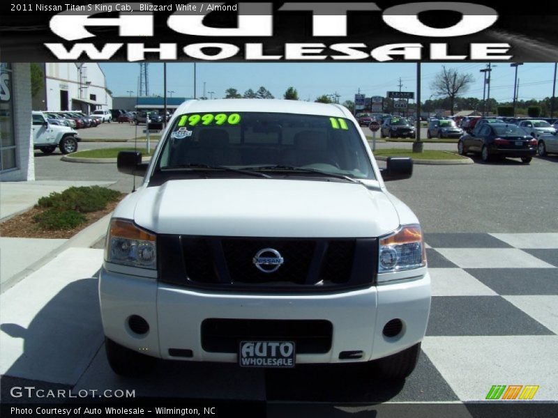 Blizzard White / Almond 2011 Nissan Titan S King Cab