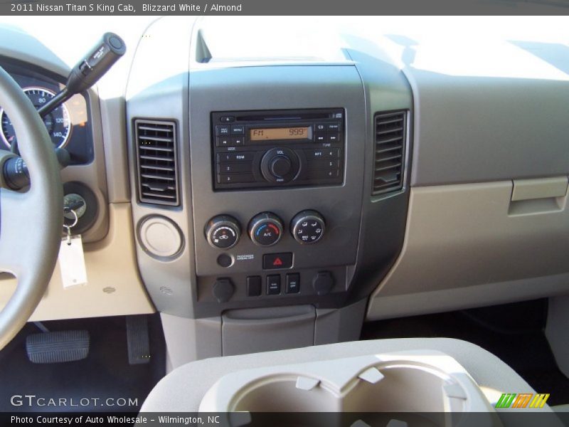 Blizzard White / Almond 2011 Nissan Titan S King Cab