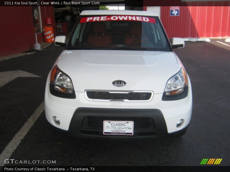 Clear White / Red/Black Sport Cloth 2011 Kia Soul Sport